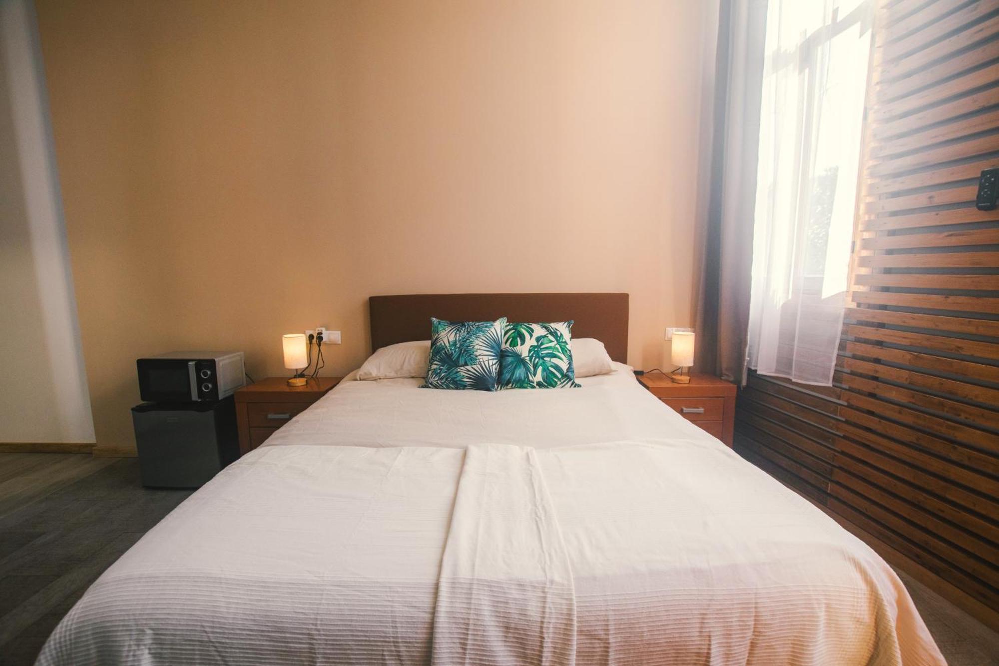 Banana Beach Patacona Rooms Alboraia Exterior foto